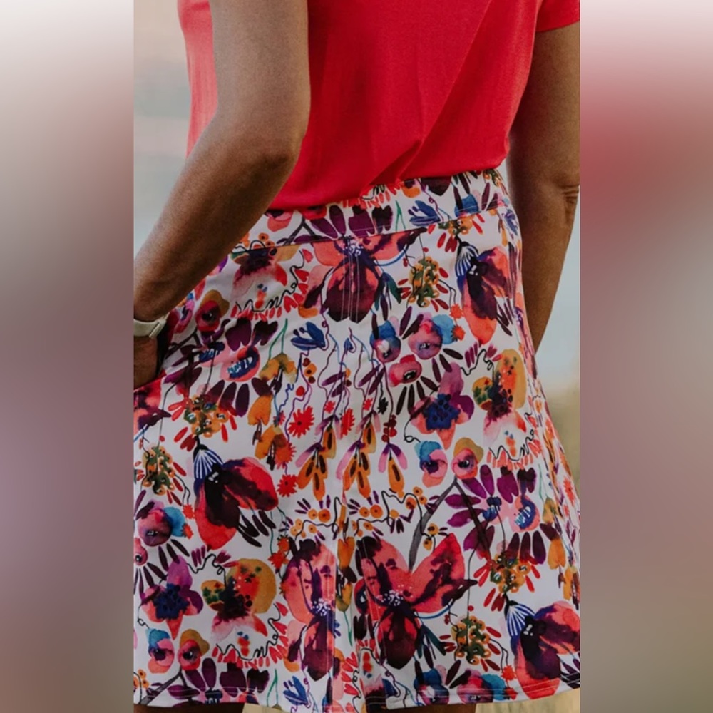 Rip Skirt Hawaii, Sz M - NWT